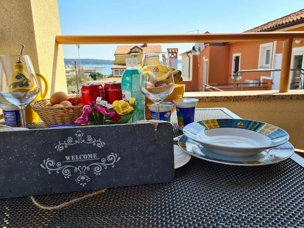 Apartments Manuel Novigrad